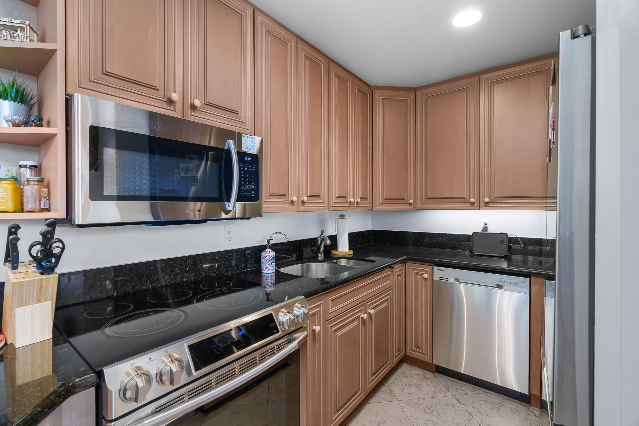 Villa Contessa Condo - Residential Lease