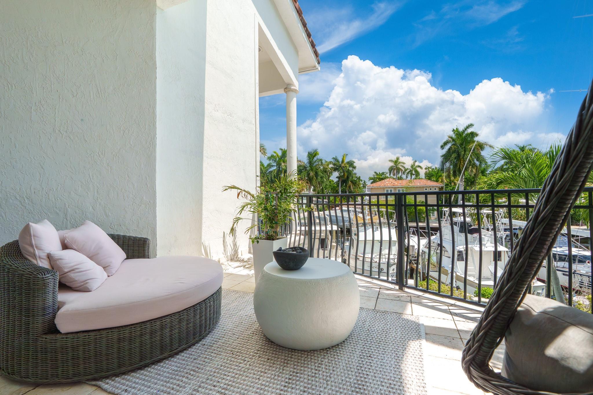 Villa Contessa Condo - Residential Lease