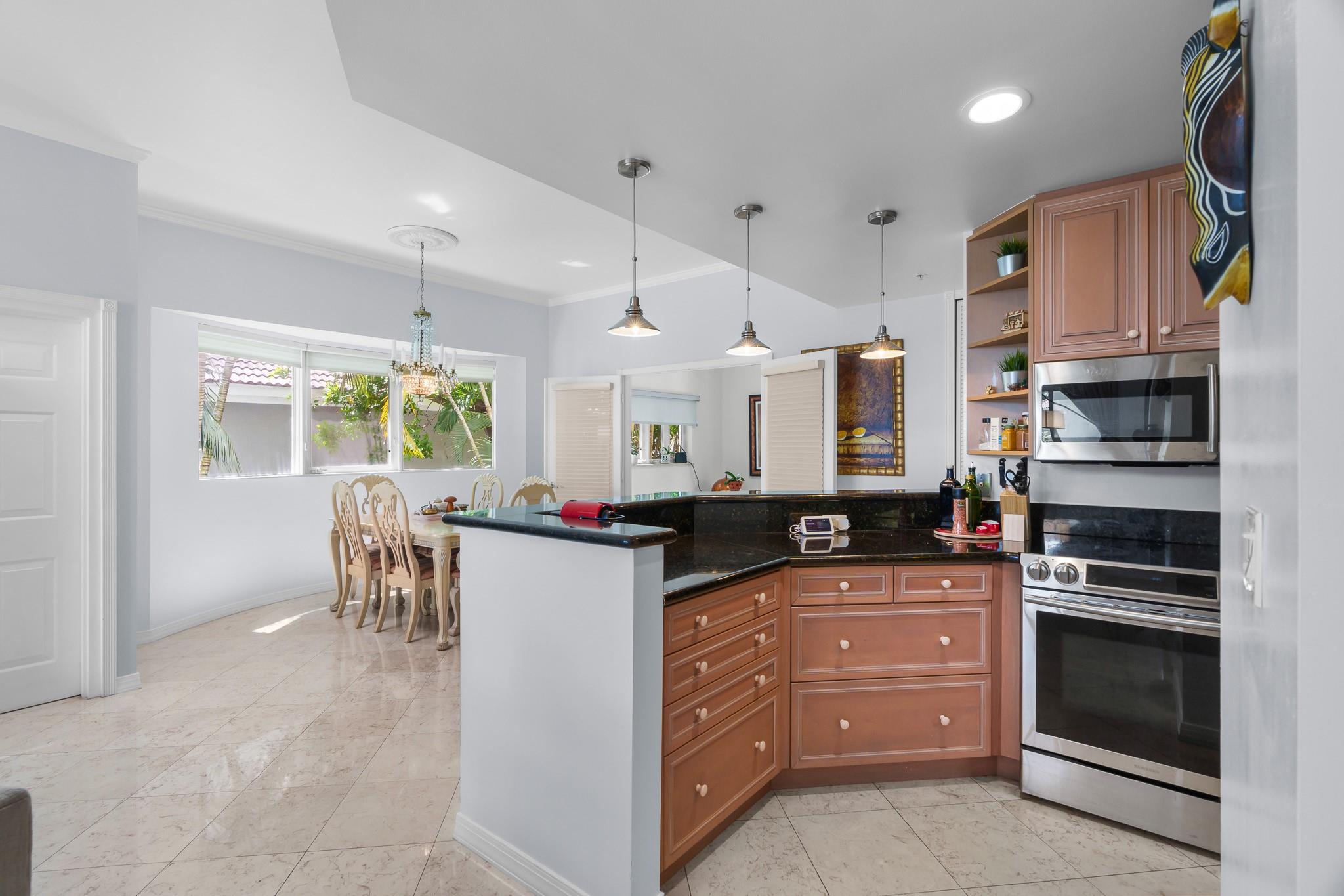Villa Contessa Condo - Residential Lease