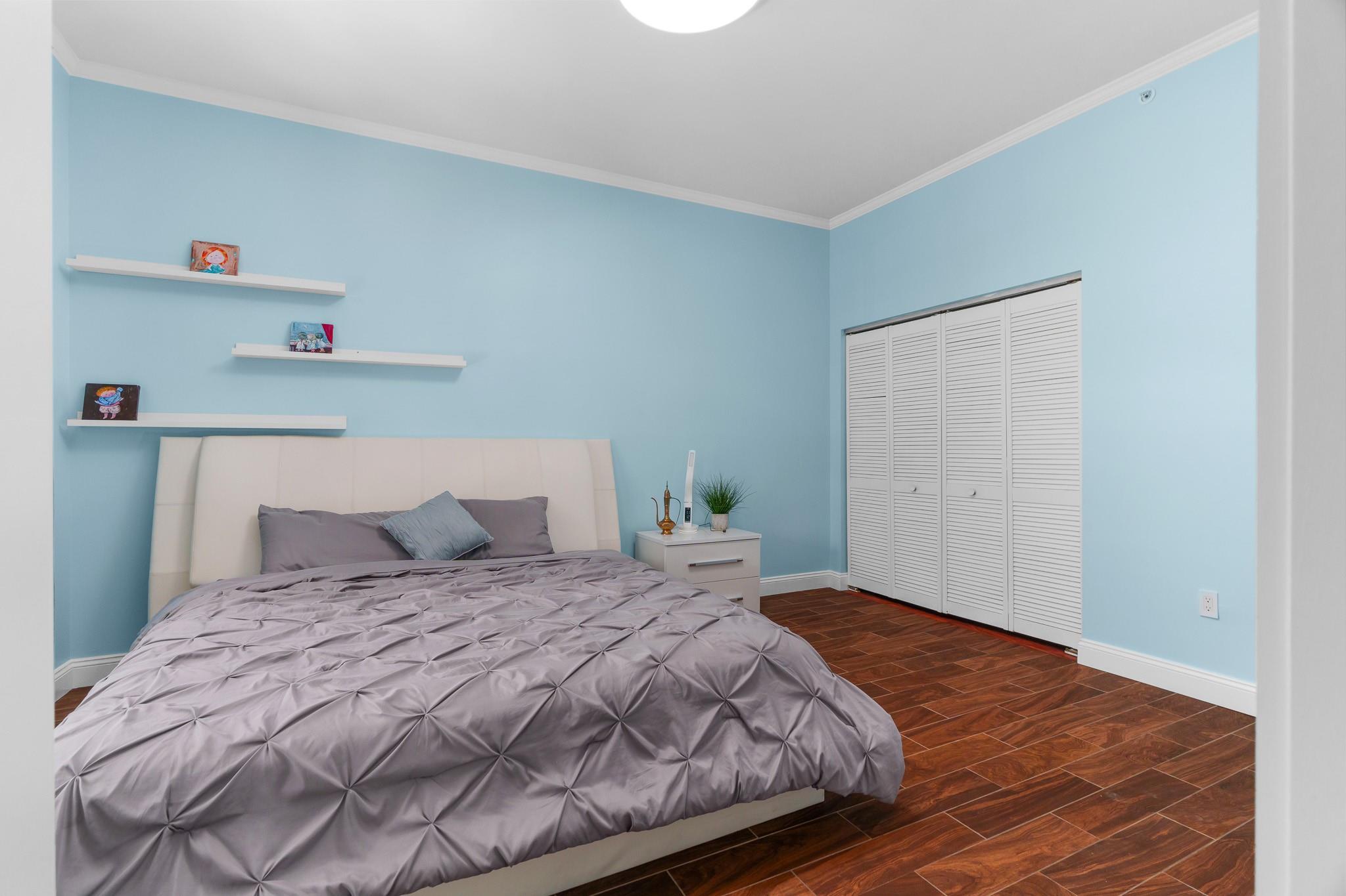 Villa Contessa Condo - Residential Lease