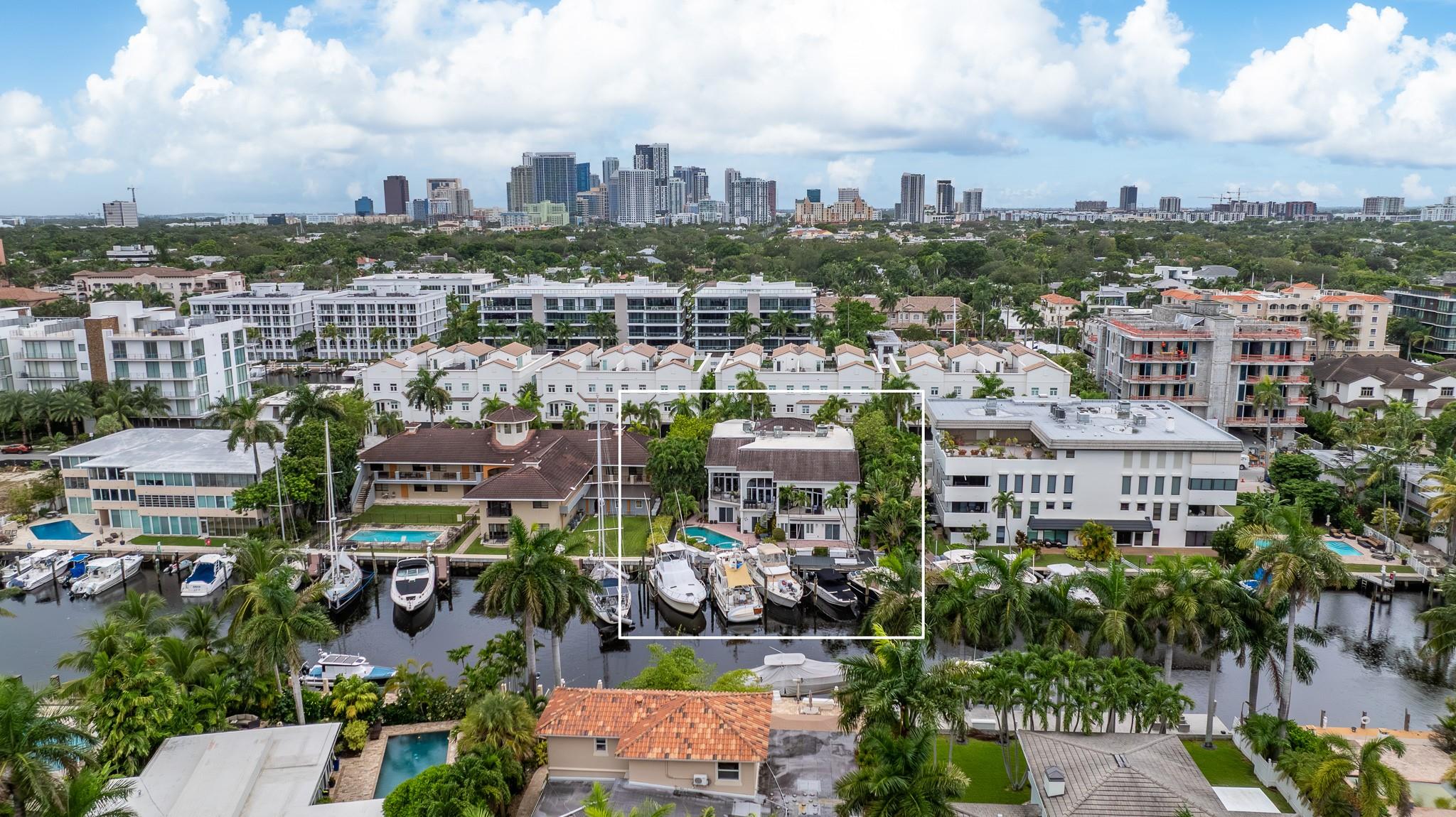 Villa Contessa Condo - Residential Lease