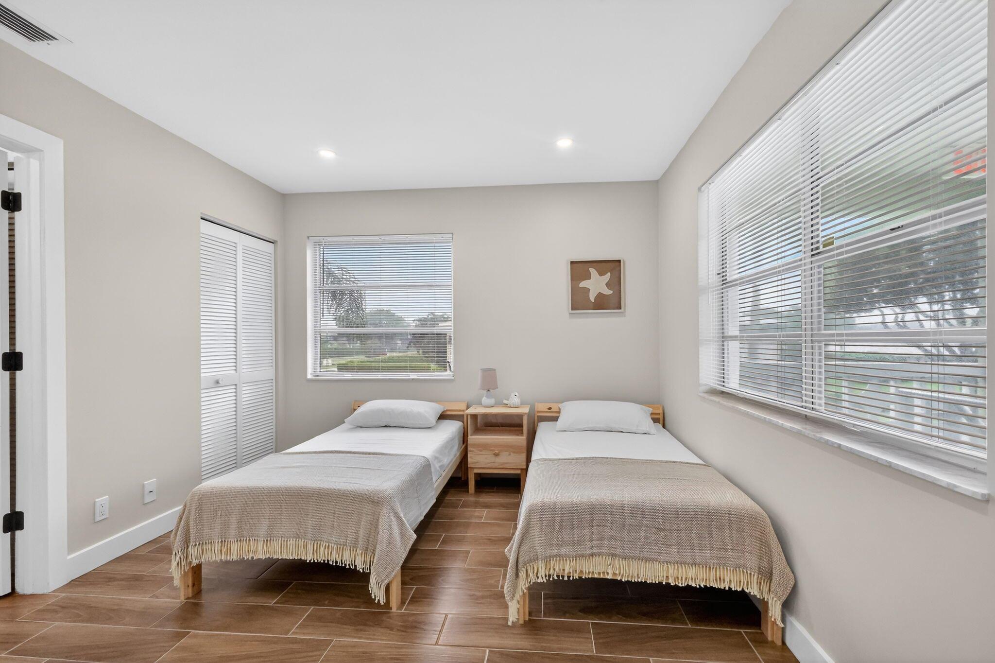 PINES OF DELRAY CONDO - Residential