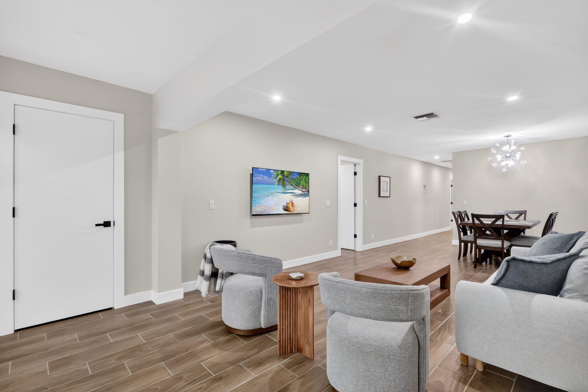 PINES OF DELRAY CONDO - Residential