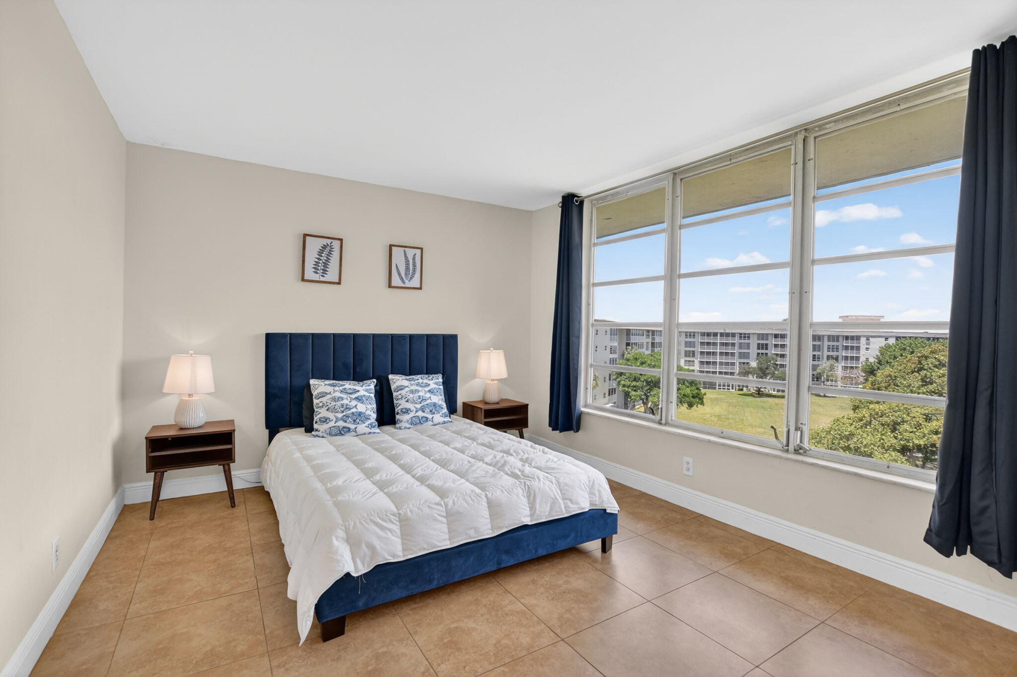 NO 17 PALM-AIRE COUNTRY CLUB - Residential