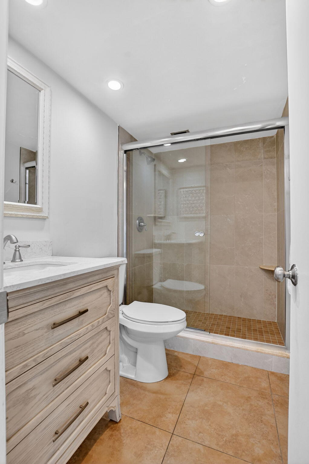 NO 17 PALM-AIRE COUNTRY CLUB - Residential