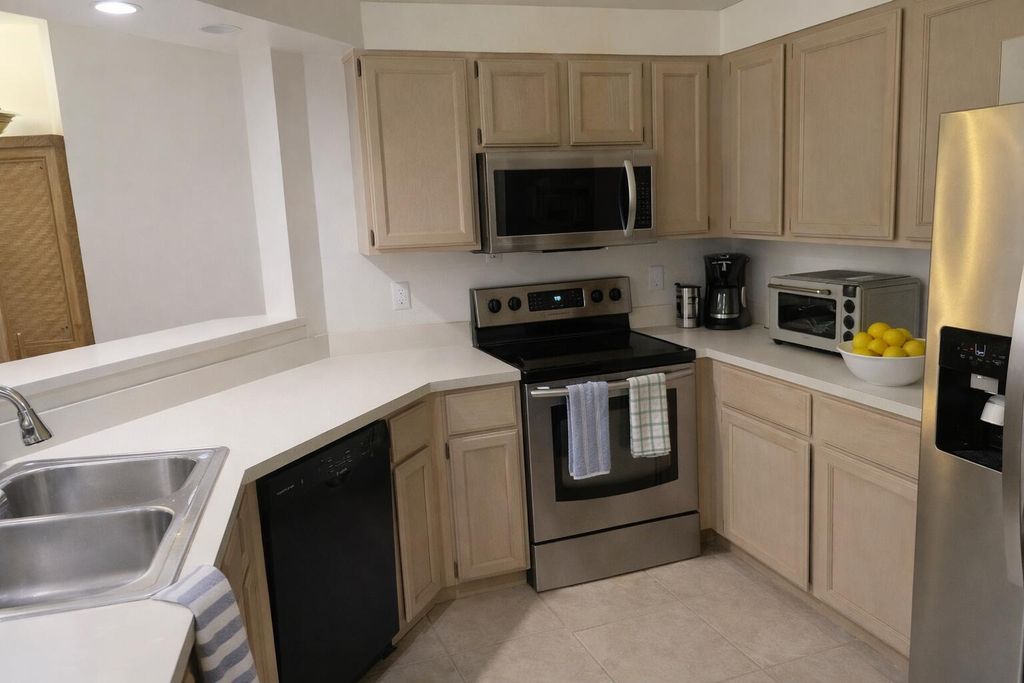 Photo of 9202 Vineland Court #F, Boca Raton, FL 33496 (MLS # R11160345)