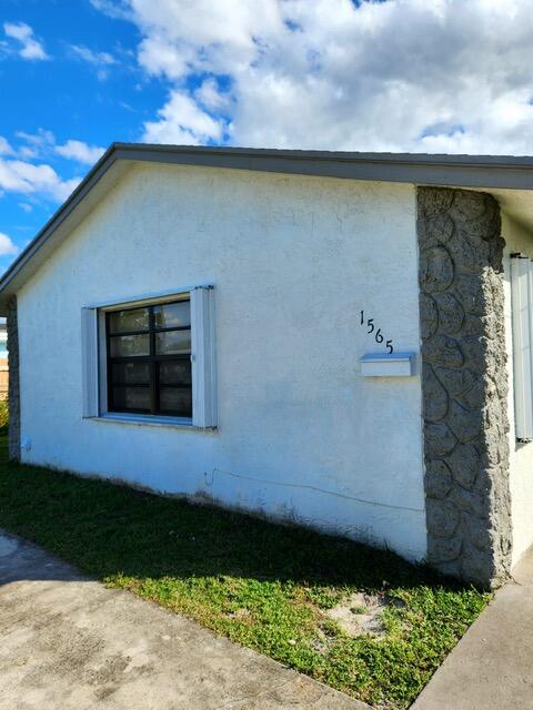 ACREHOME PARK FIRST ADD - Residential Lease