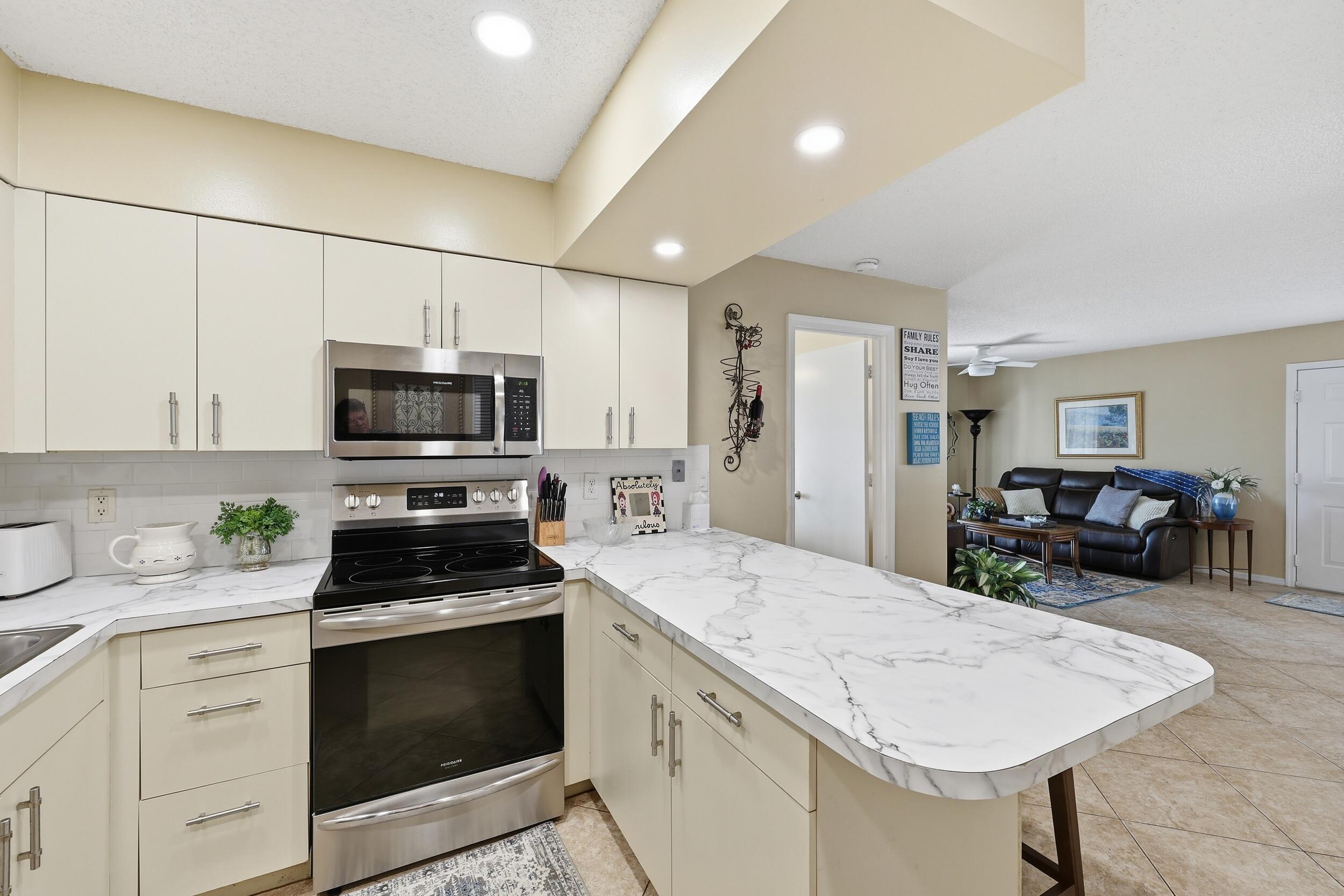 THE FOUNTAINS OF ST LUCIE - Residential