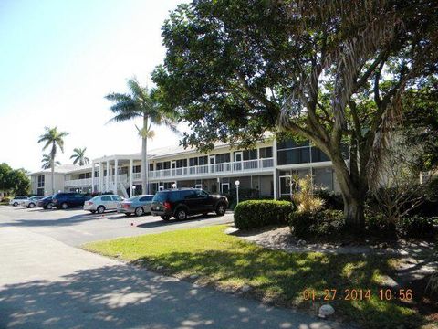 Property photo of 2734 Ne 27th Court 4, Lighthouse Point, FL 33064