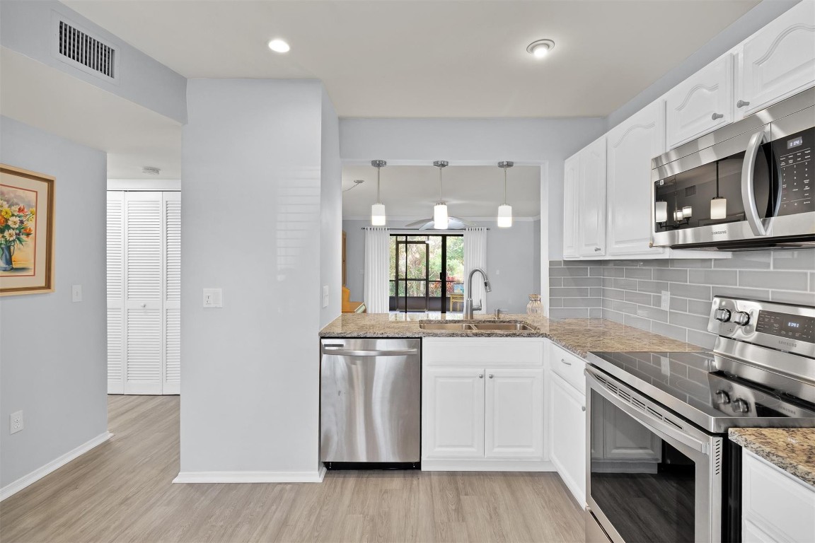 Pelican Pointe - Residential