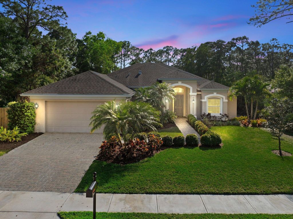 Photo of 2721 Oak Alley, Fort Pierce, FL 34981 (MLS # R11082026)