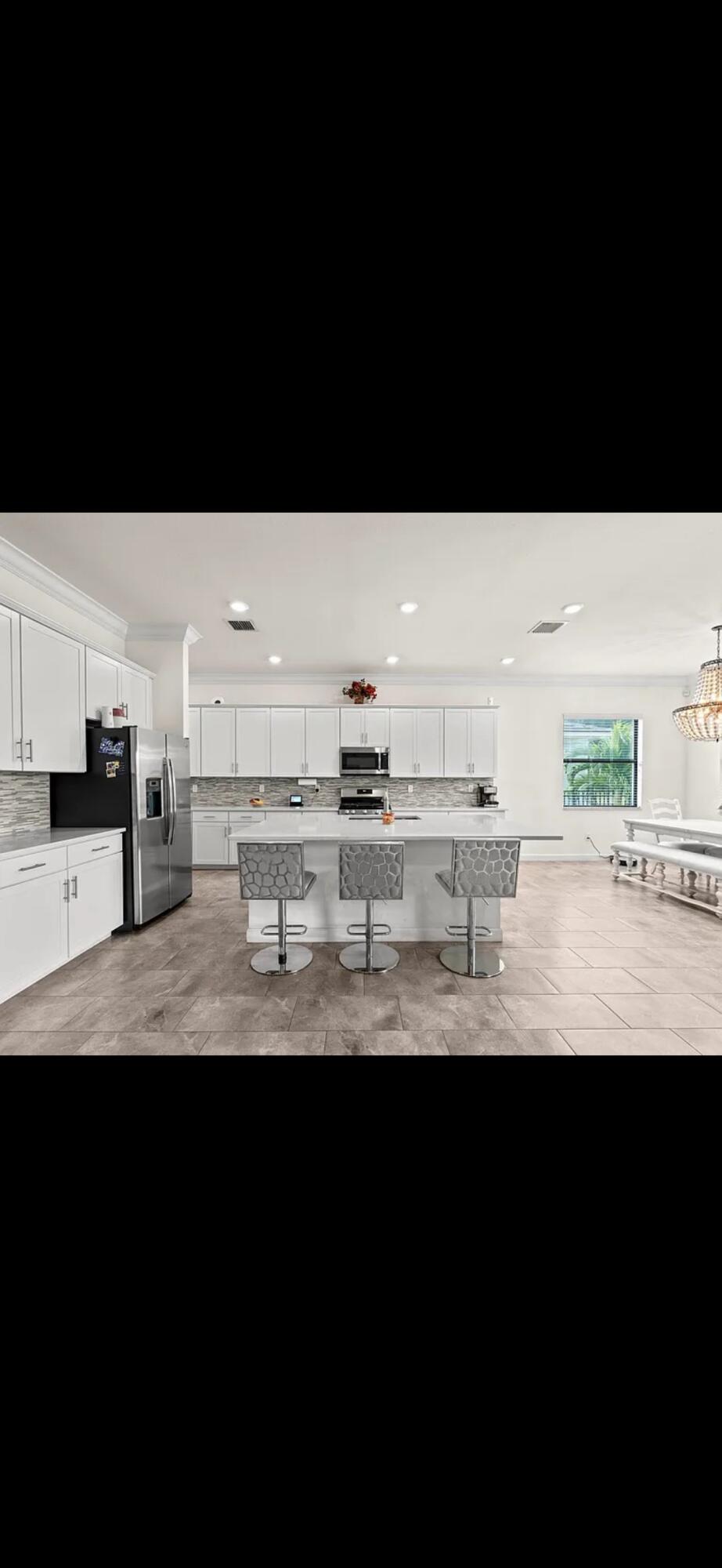 1025 Sterling Pine Place