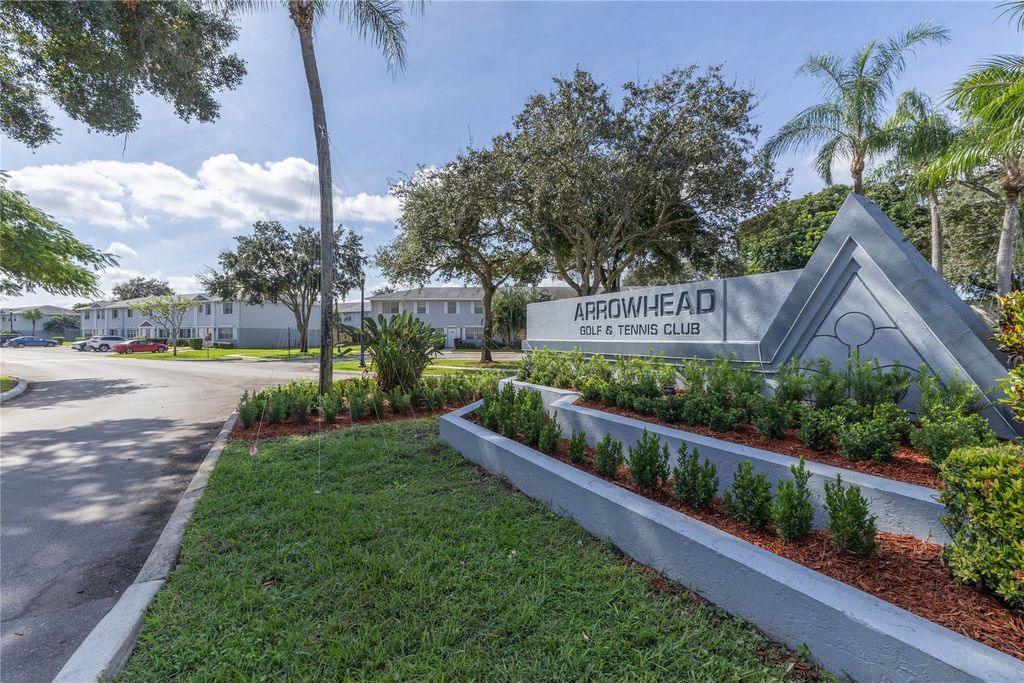 Photo of 1880 SW 81st Way #4-23, Fort Lauderdale, FL 33324 (MLS # F10472756)
