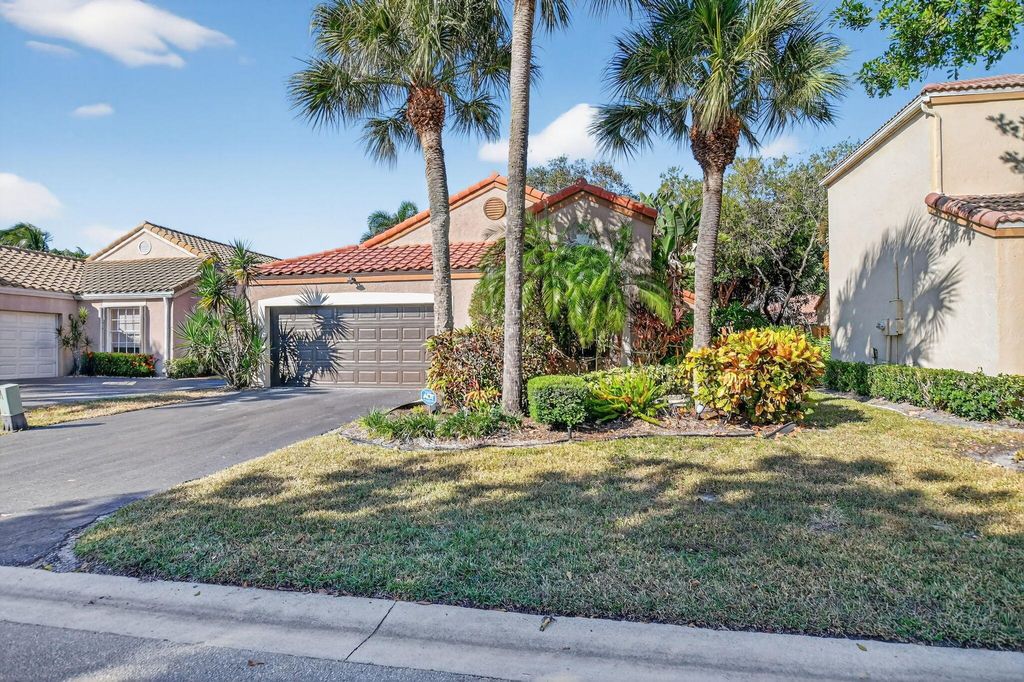 Photo of 6185 NW 77 Place, Parkland, FL 33067 (MLS # R11142844)