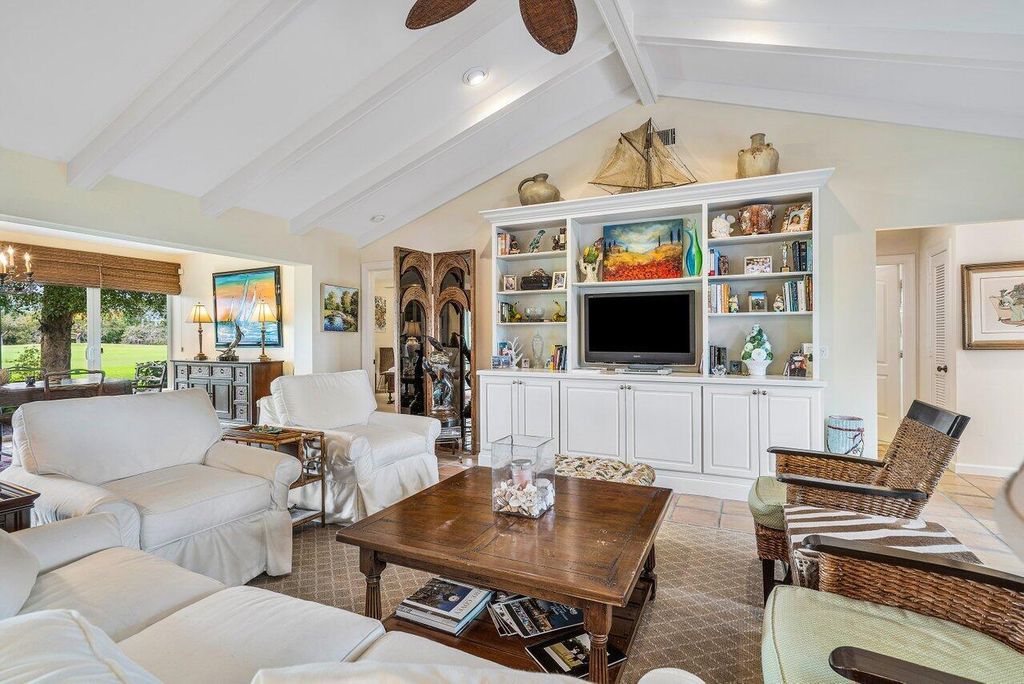 Photo of 4568 Sanderling Circle W, Boynton Beach, FL 33436 (MLS # R11066688)