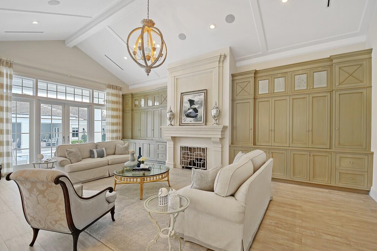 LOBLOLLY PINES - Residential