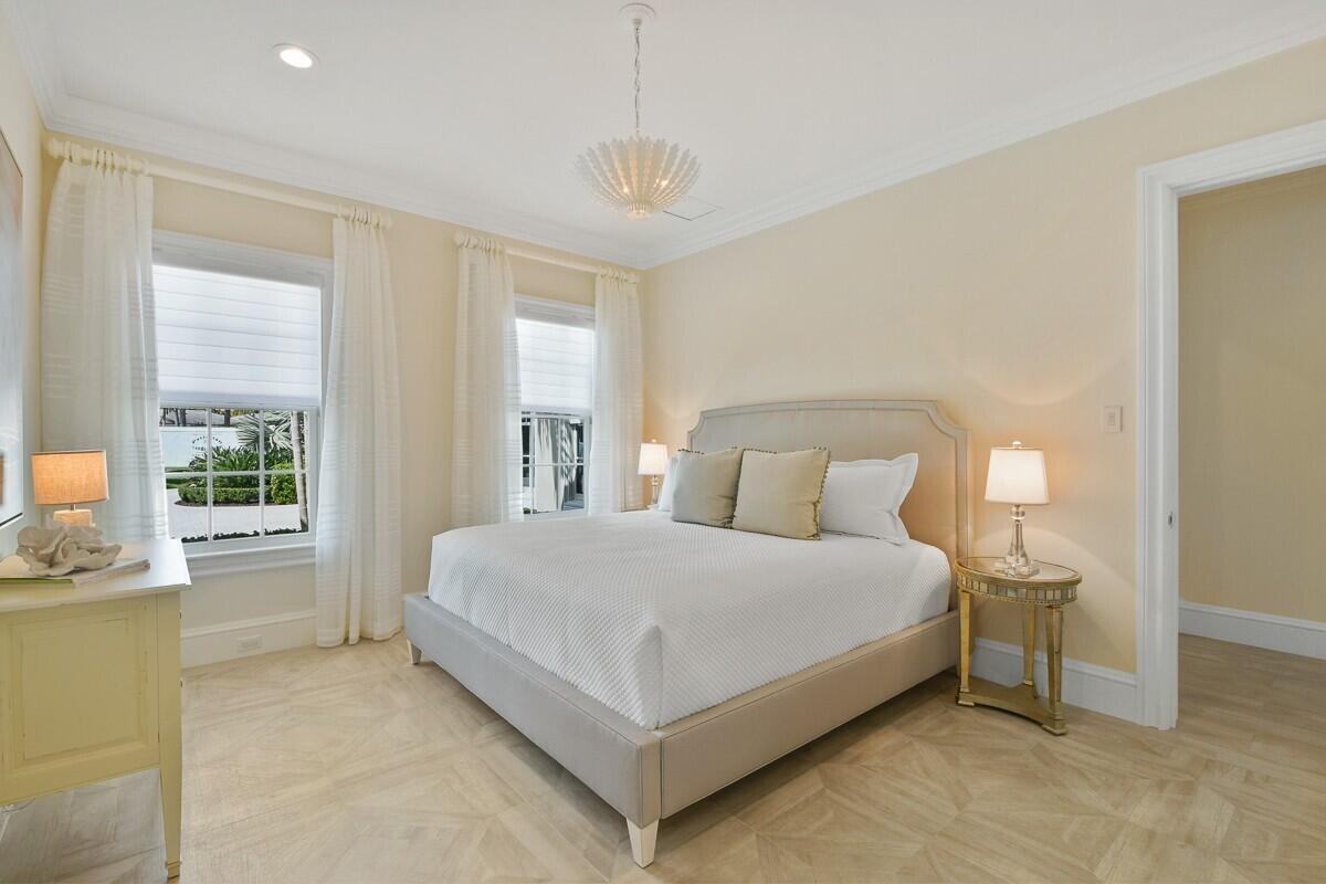 LOBLOLLY PINES - Residential