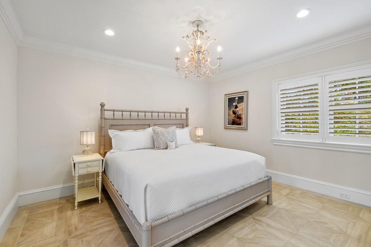 LOBLOLLY PINES - Residential