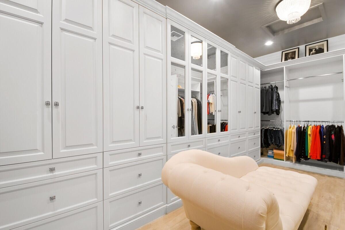 LOBLOLLY PINES - Residential