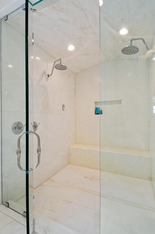 LOBLOLLY PINES - Residential