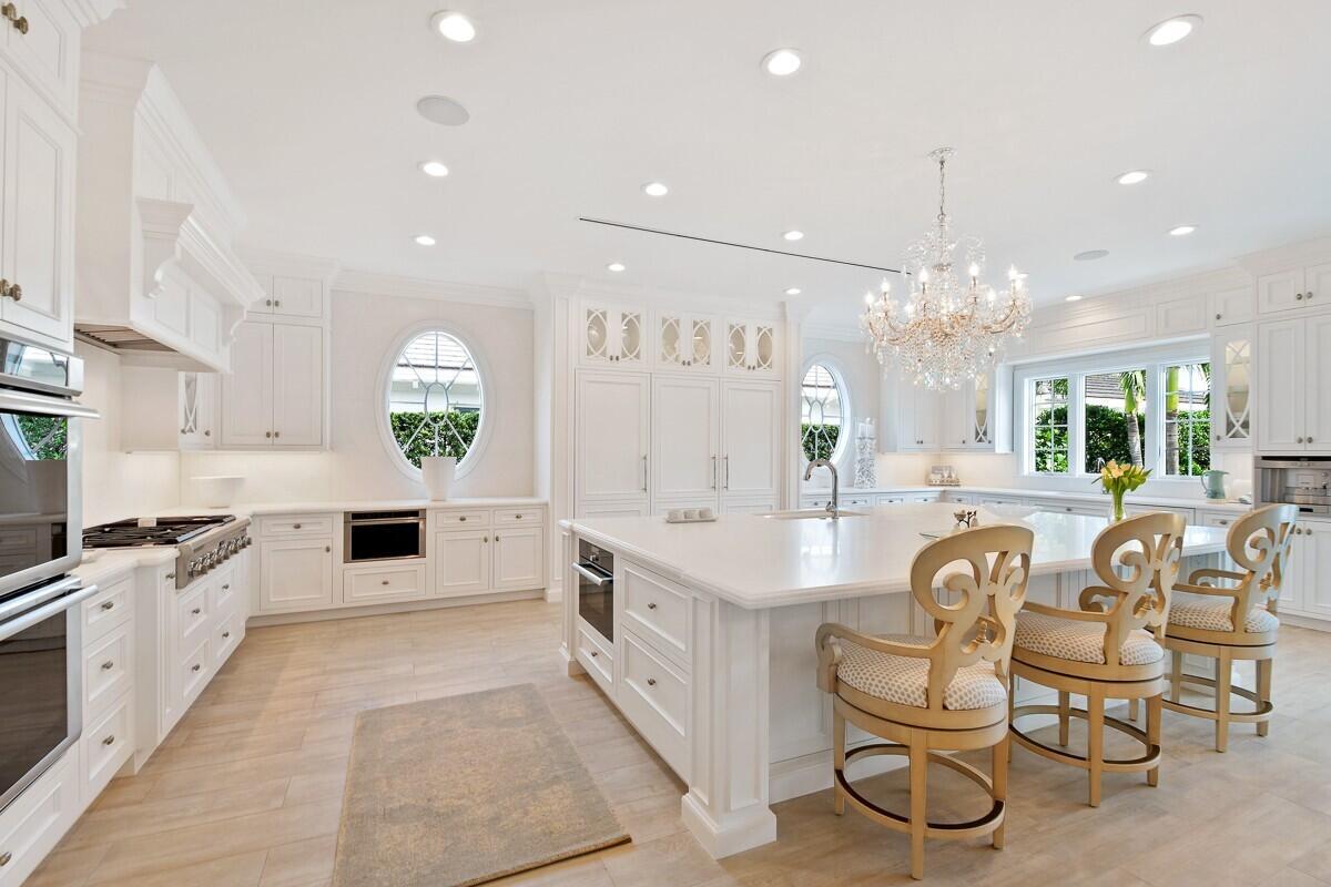 LOBLOLLY PINES - Residential