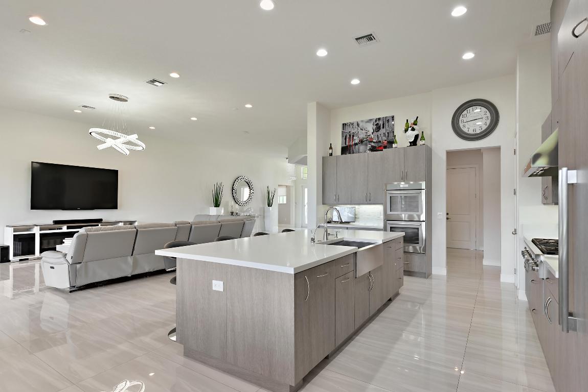 OSPREY ESTATES - Residential