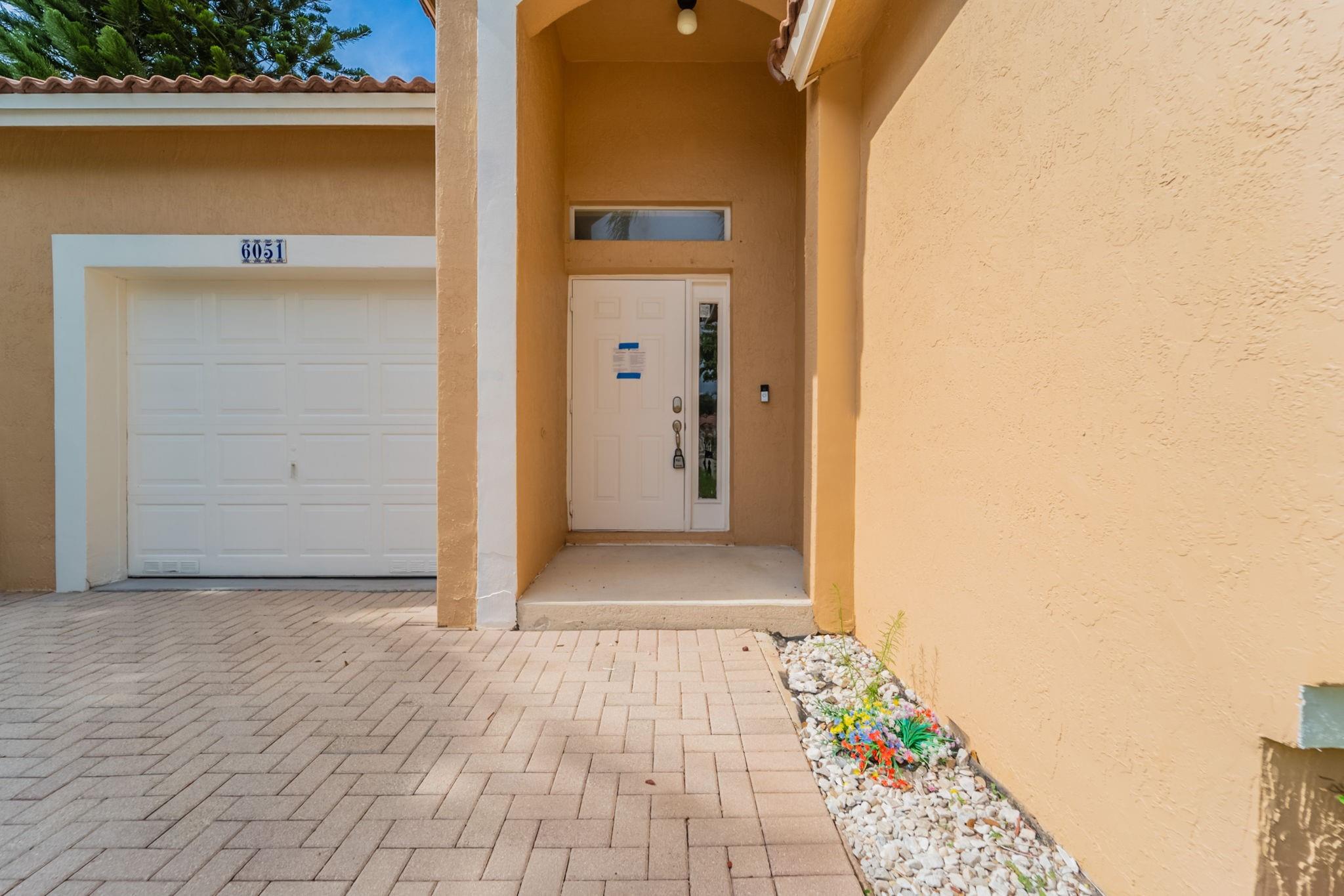6051 NW 41st Dr
