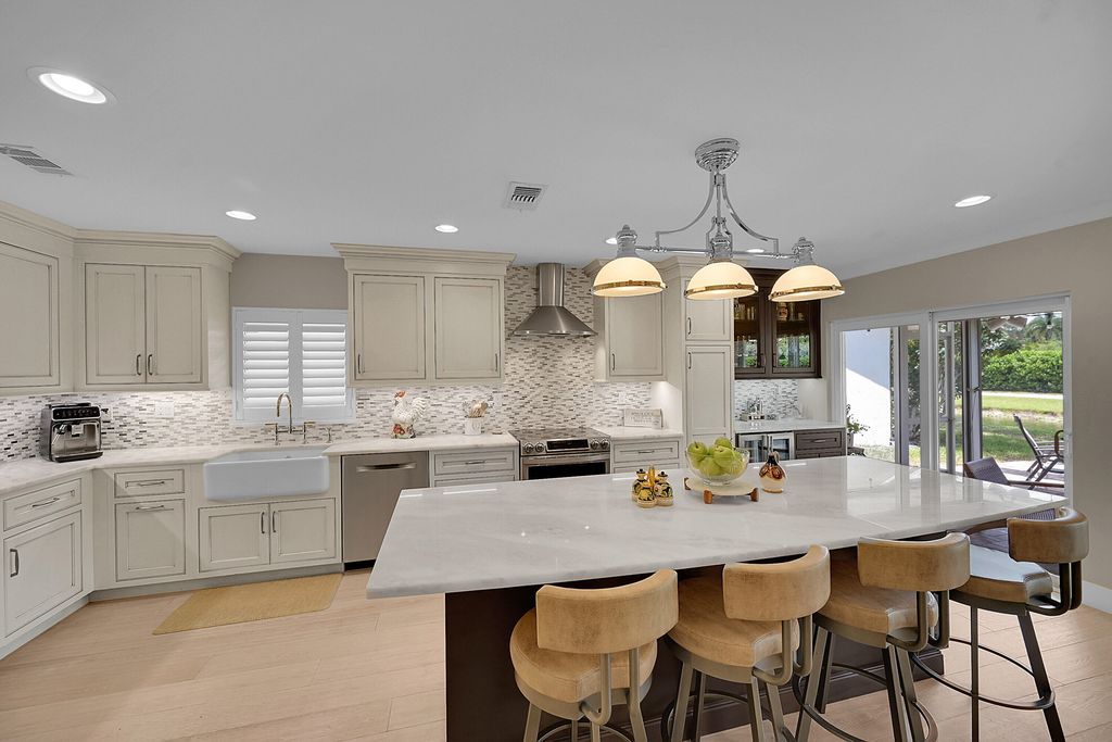 Photo of 6497 Casabella Lane, Boca Raton, FL 33433 (MLS # R11104491)