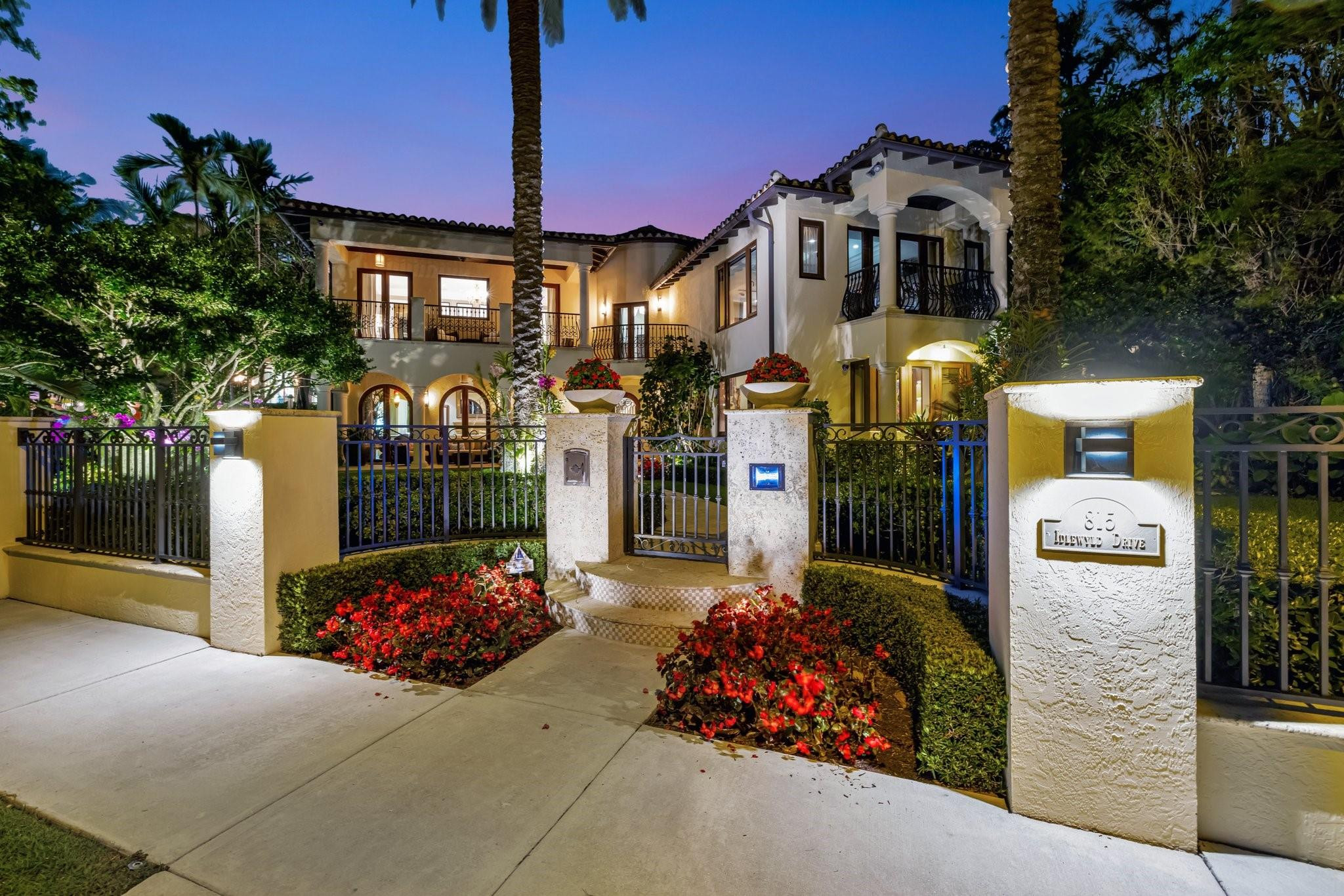 IDLEWYLD 1-19 B - Residential