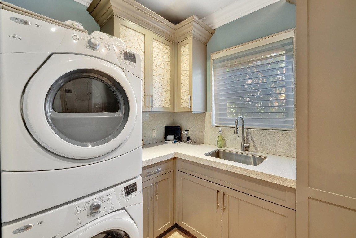 IDLEWYLD 1-19 B - Residential