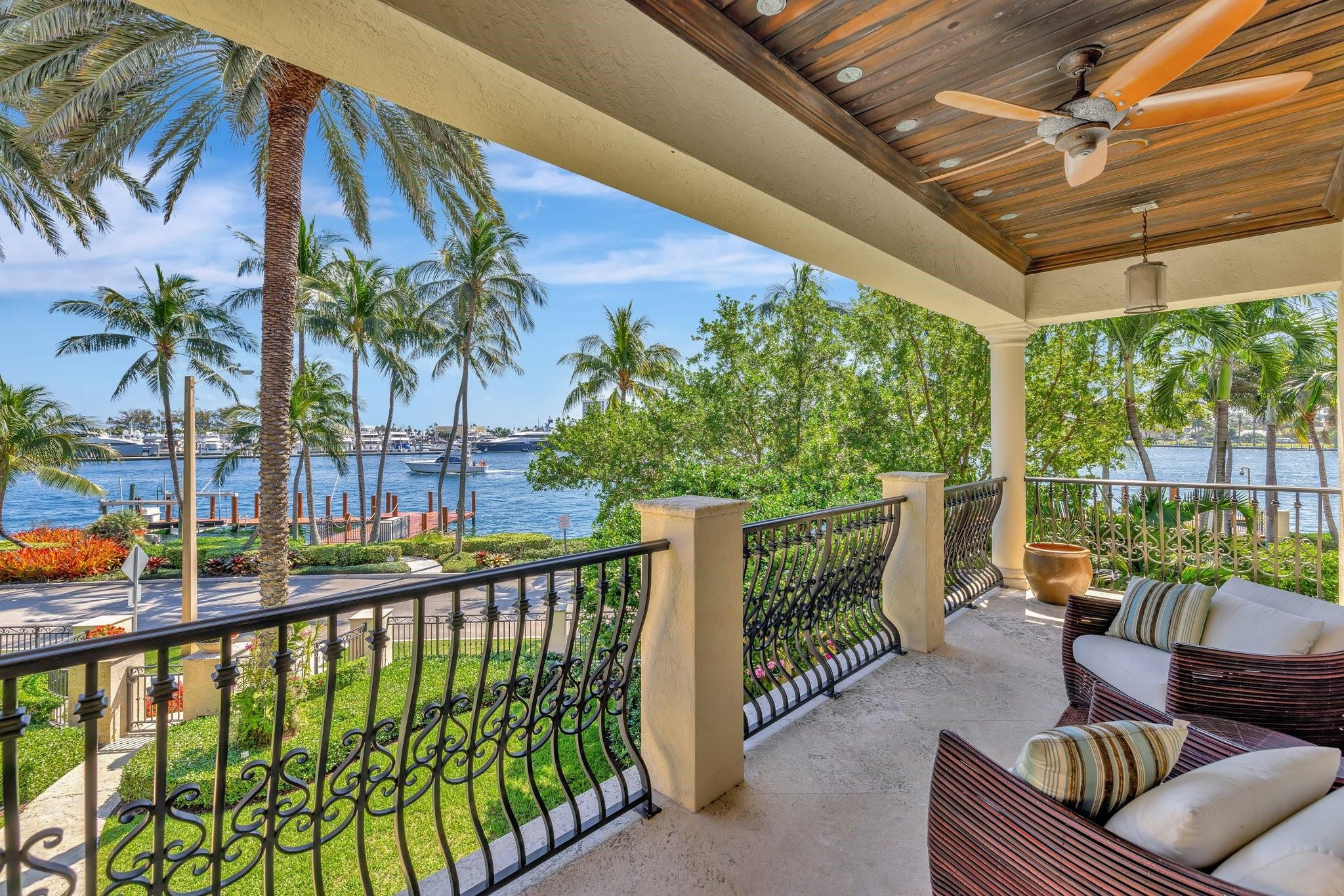 IDLEWYLD 1-19 B - Residential