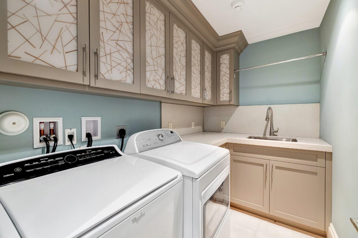 IDLEWYLD 1-19 B - Residential