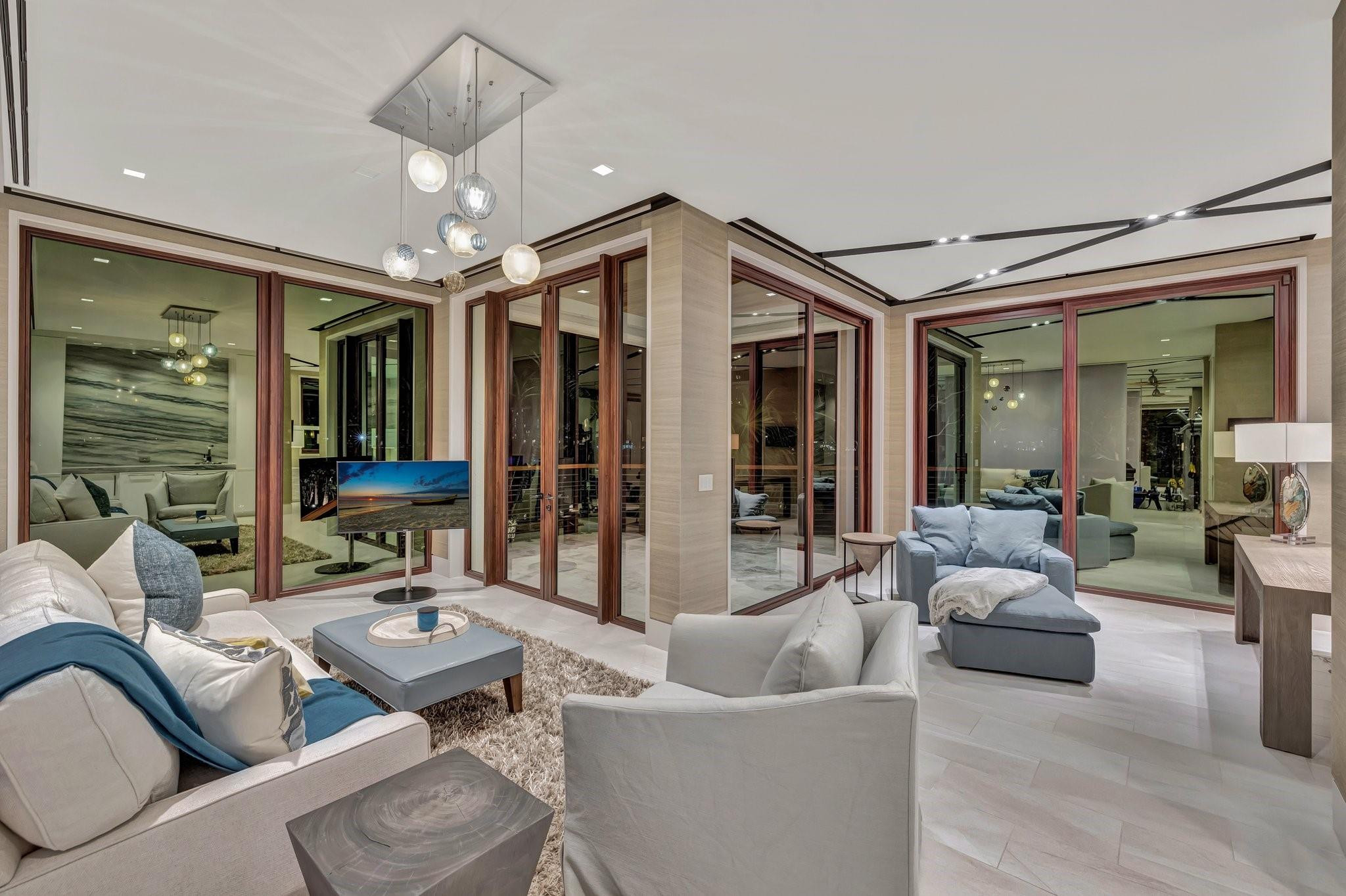 IDLEWYLD 1-19 B - Residential