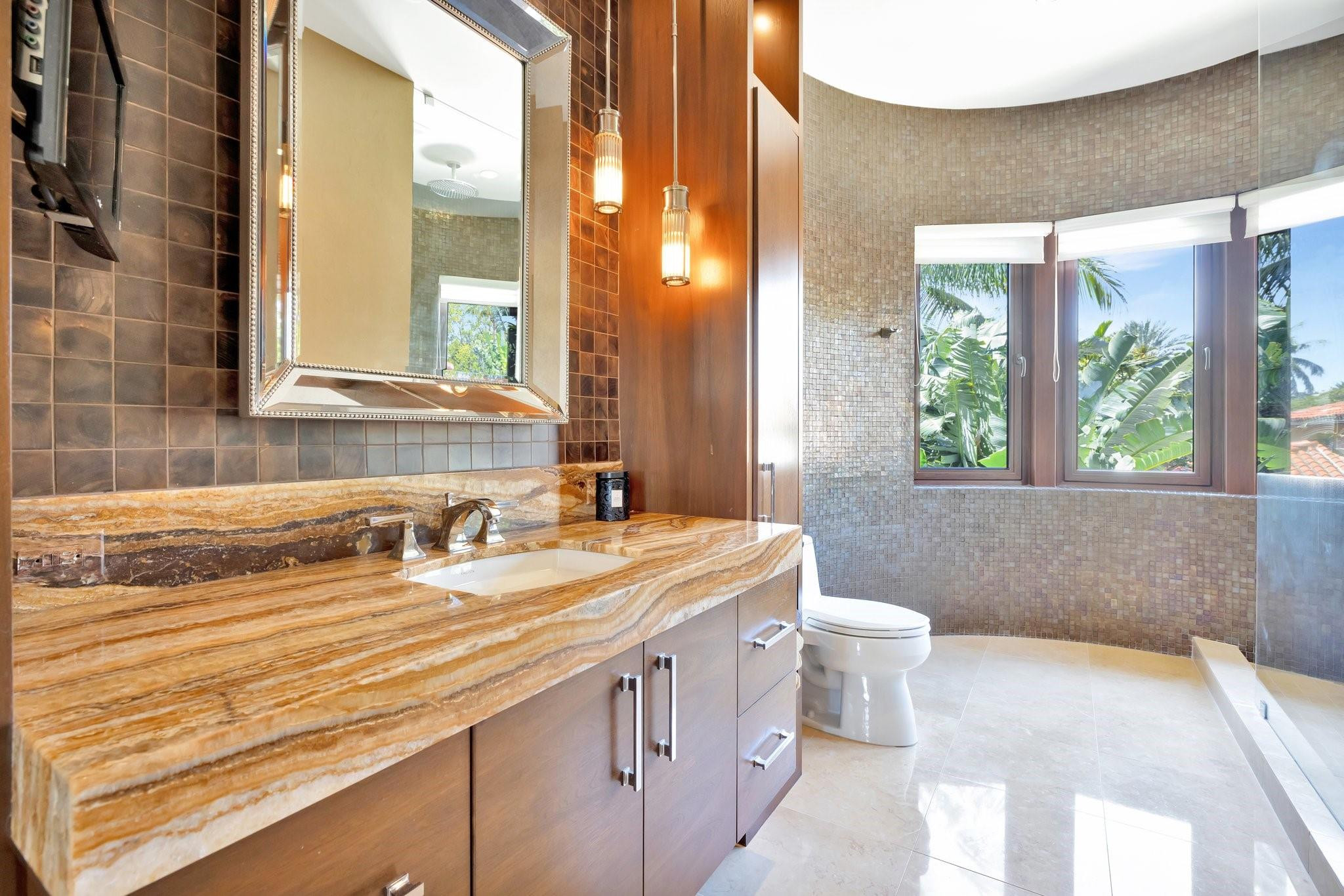 IDLEWYLD 1-19 B - Residential