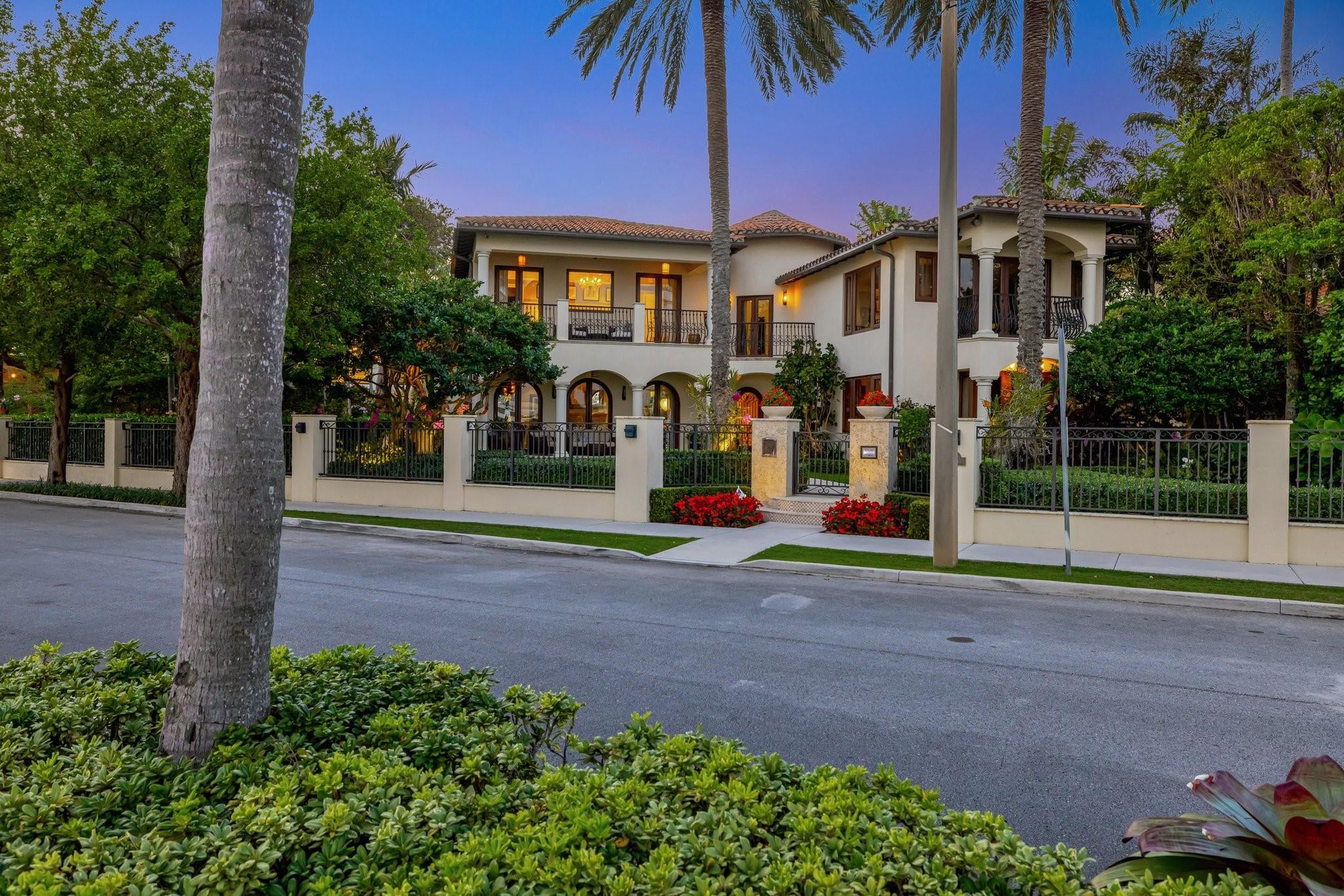 IDLEWYLD 1-19 B - Residential