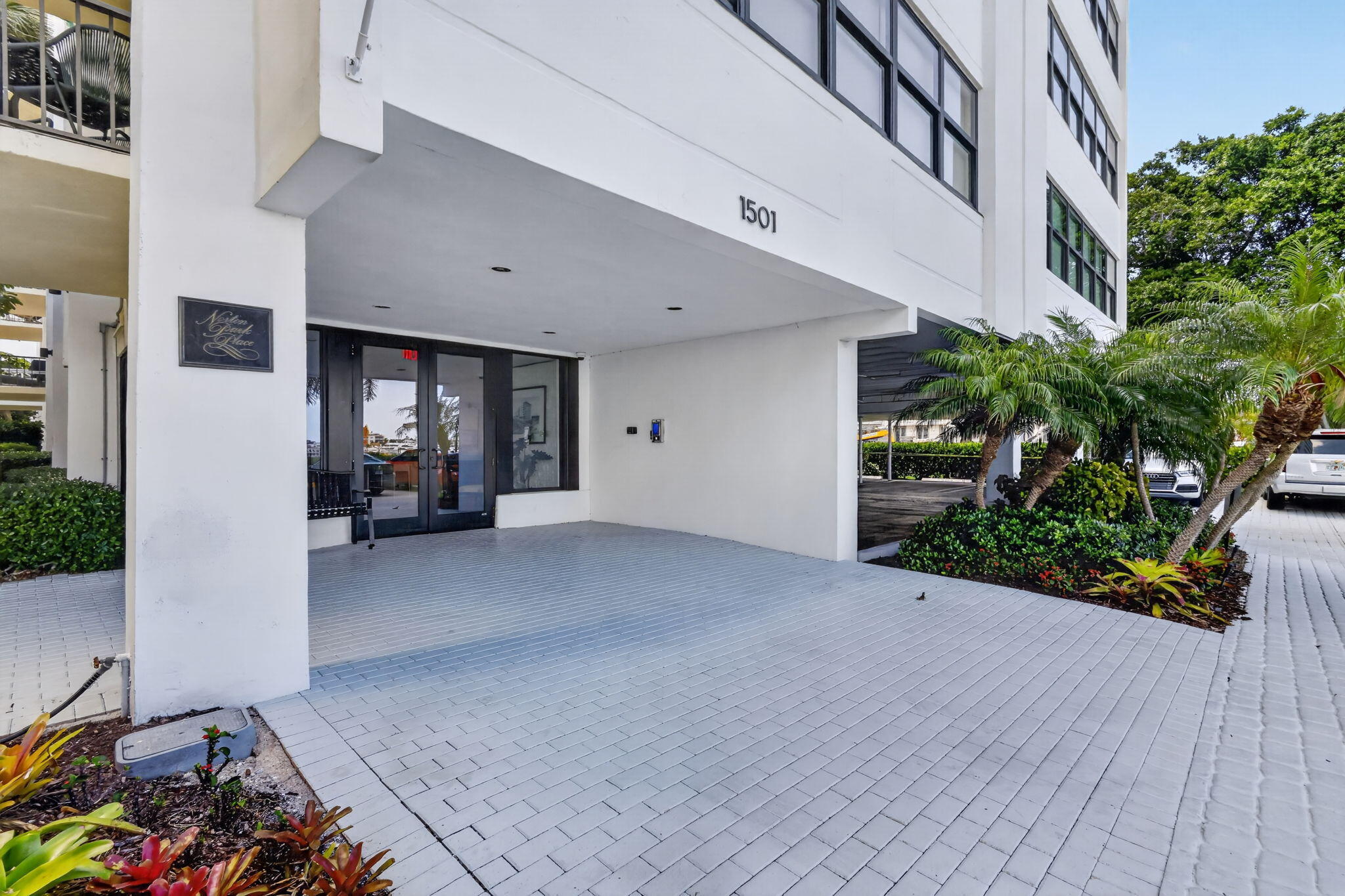 1501 S FLAGLER Drive 4B