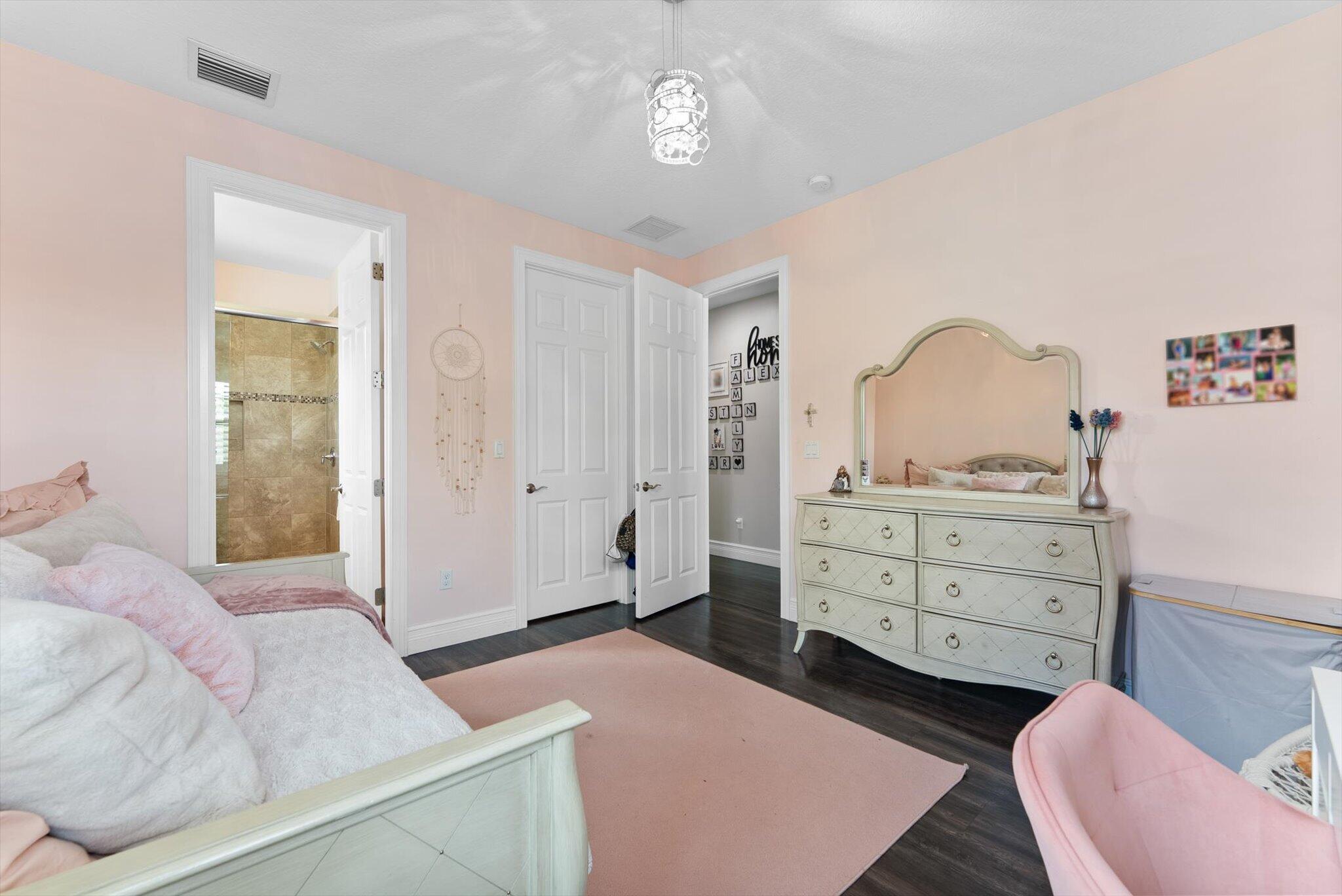 BRIDGES PL 8 - Residential