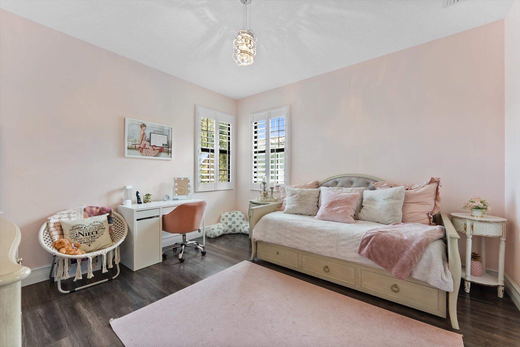 BRIDGES PL 8 - Residential