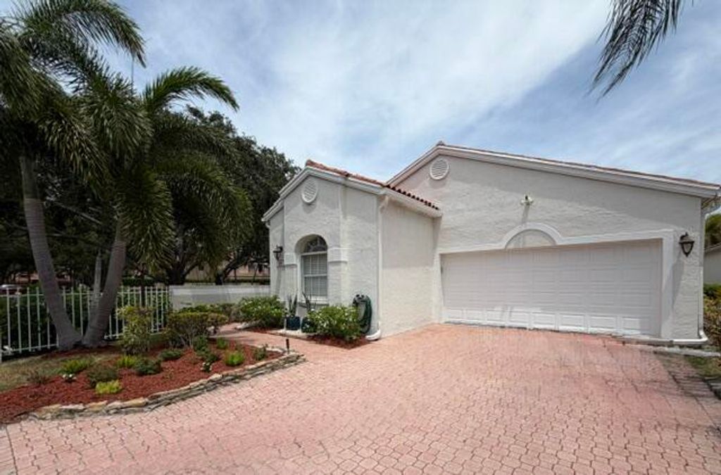 Photo of 3963 Redondo Court, Boca Raton, FL 33487 (MLS # B26028160)