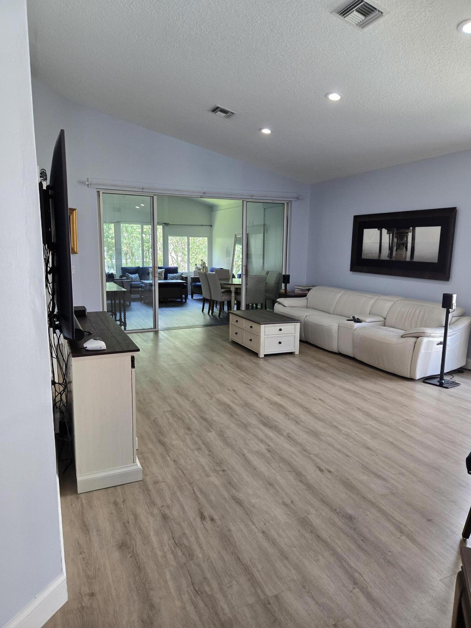 ANTIGUA POINT - Residential