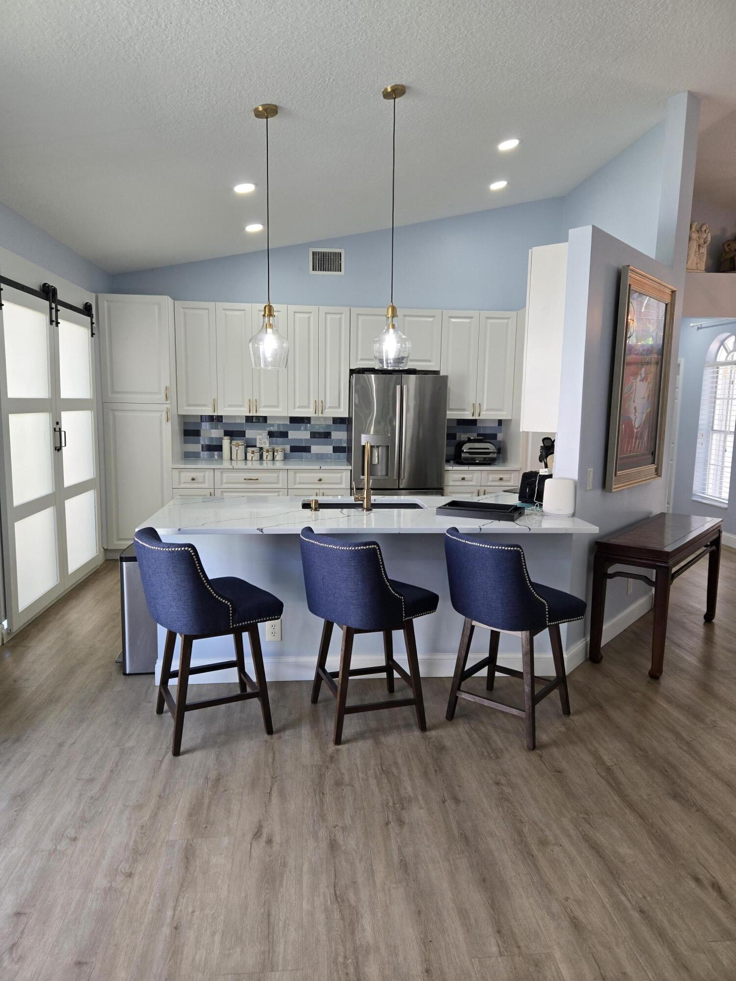 ANTIGUA POINT - Residential