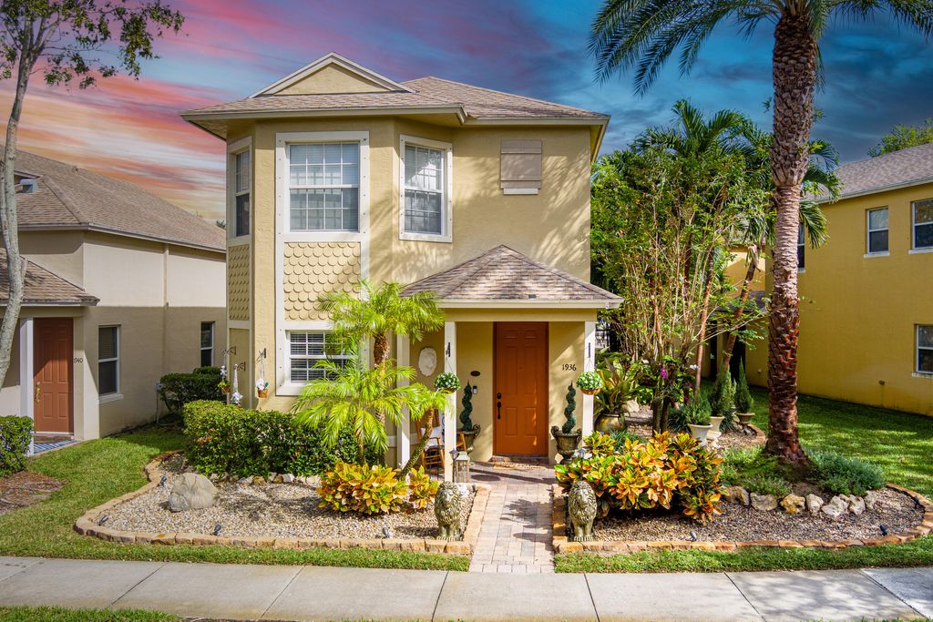 Photo of 1936 SE Grand Drive, Port Saint Lucie, FL 34952 (MLS # R11034574)