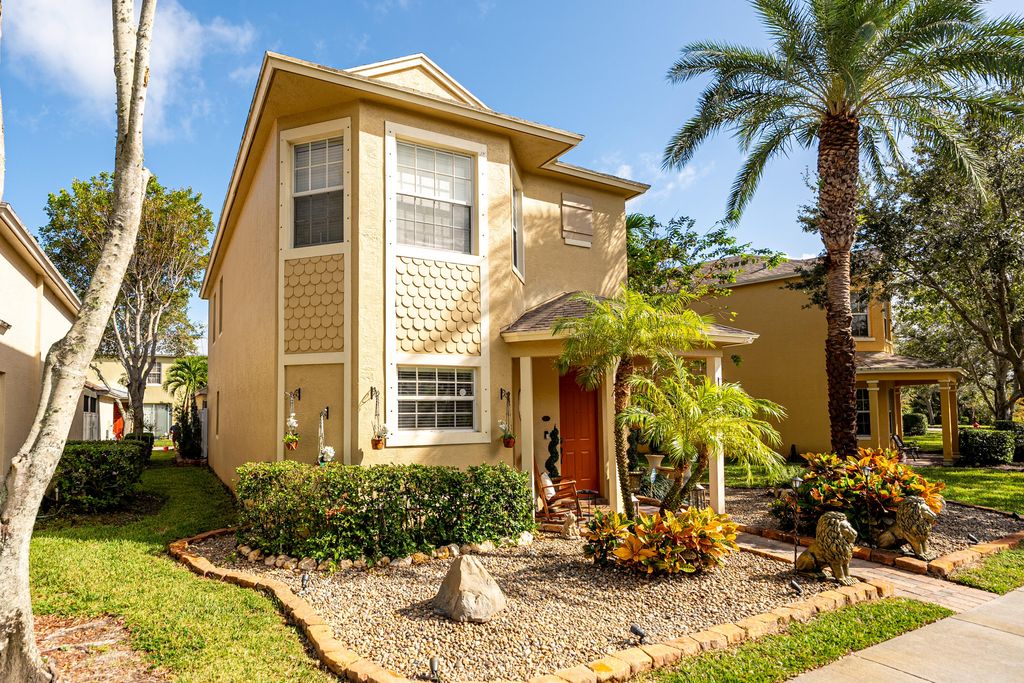 Photo of 1936 SE Grand Drive, Port Saint Lucie, FL 34952 (MLS # R11034574)