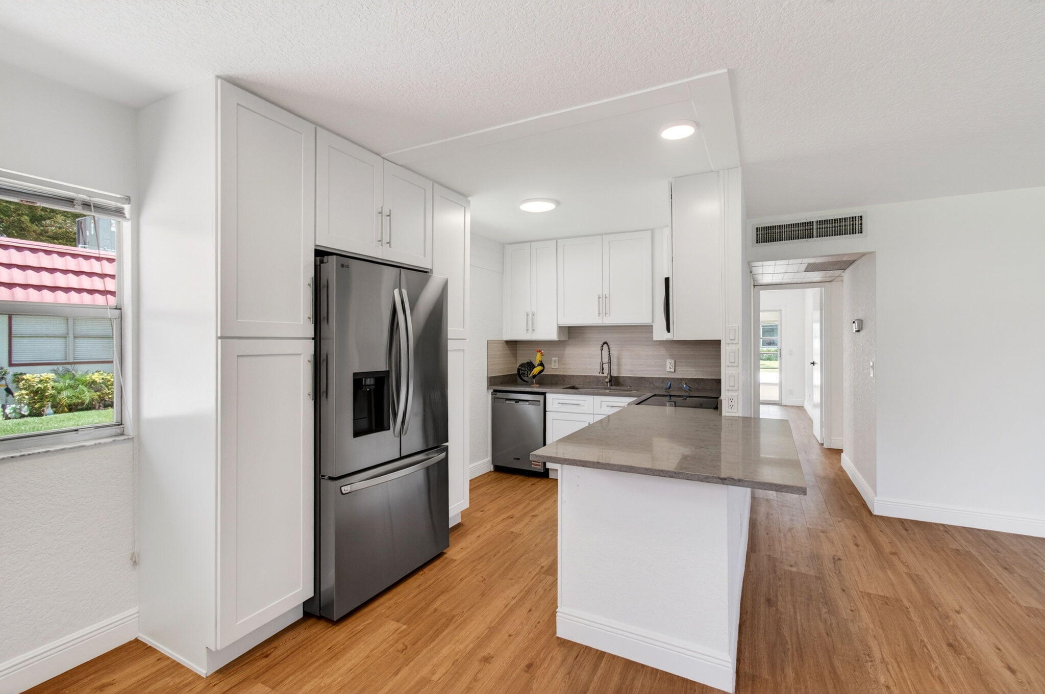 KINGS POINT WATERFORD CONDOS - Residential