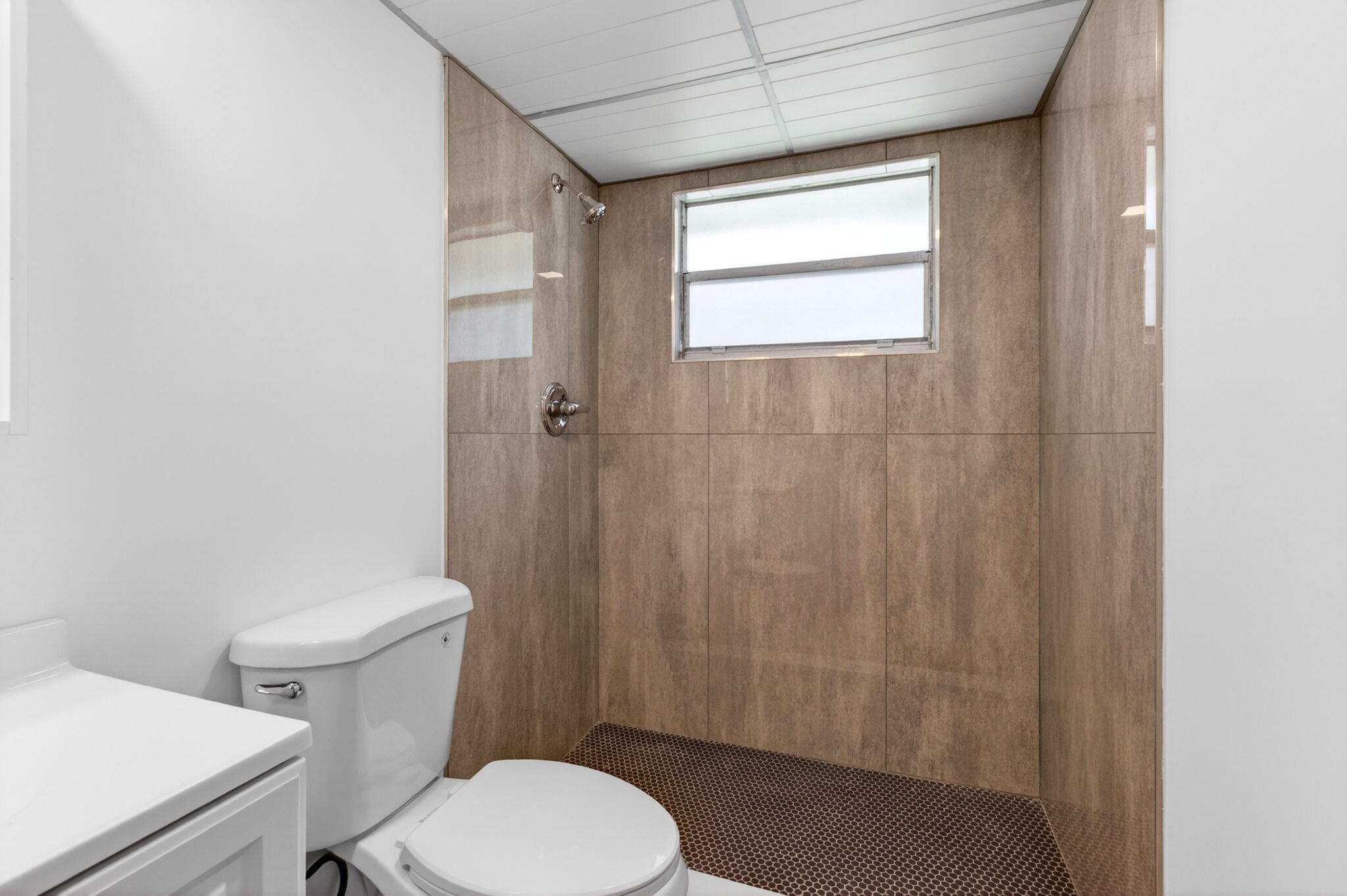 KINGS POINT WATERFORD CONDOS - Residential