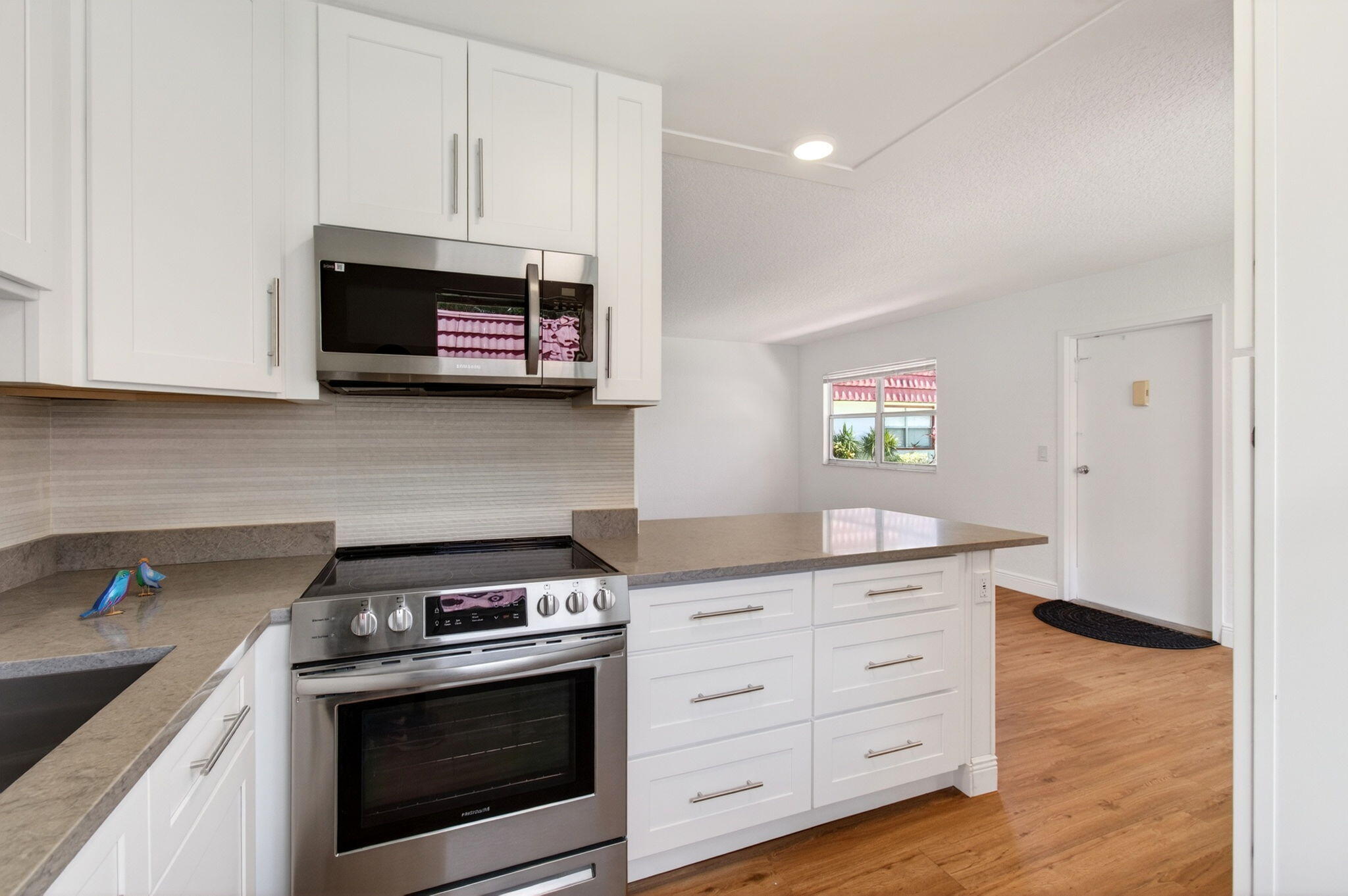 KINGS POINT WATERFORD CONDOS - Residential