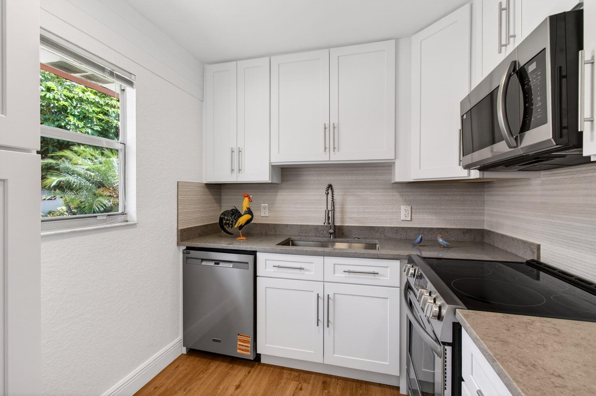 KINGS POINT WATERFORD CONDOS - Residential