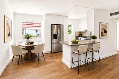 221 Waterford J Delray Beach FL 33446