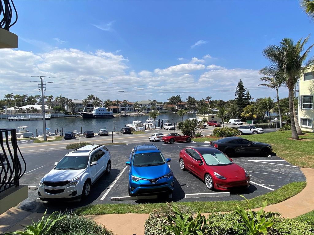 Photo of 1039 Hillsboro Mile #15, Pompano Beach, FL 33062 (MLS # F10555098)