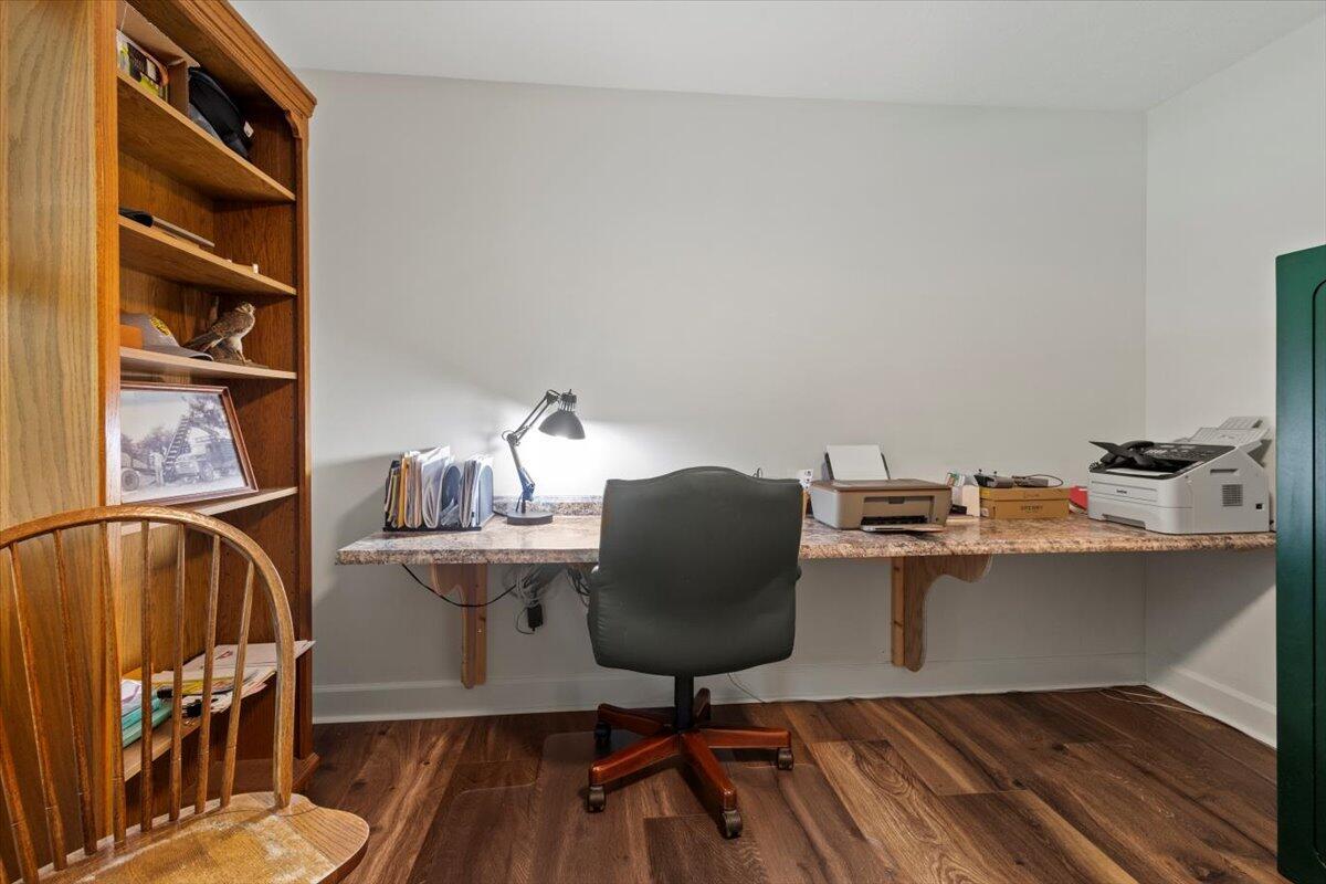 METES AND BOUNDS - Residential